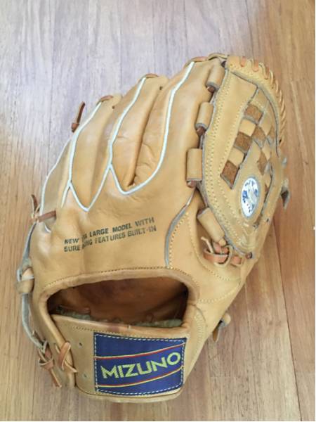 ☆希少 ミズノ ワールドウィン 青カップ 王冠バック