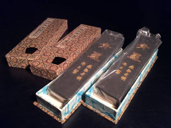 中国古墨 胡開文製 未使用 豪華細密彫刻墨セット徽州墨 唐墨 書道具