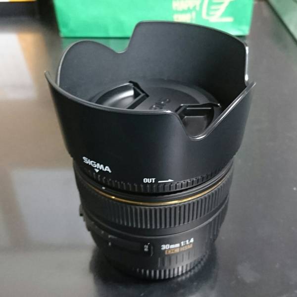 全国で中古品 【美品】SIGMA 30mm F1.4 EX DC キヤノン用【単焦点