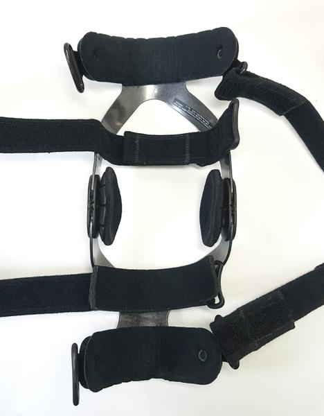 ACL/PCL対応 Knee Brace ニーブレース 膝装具(右足用) BREG社 compact