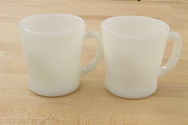 １円 スタート 美品 ファイヤーキング ミルクホワイト Dハンドルマグ 2個セット