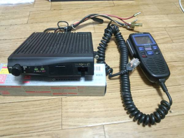 松下「EF-6190形MCA移動無線電話装置」(AVM用？)(アマチュア無線