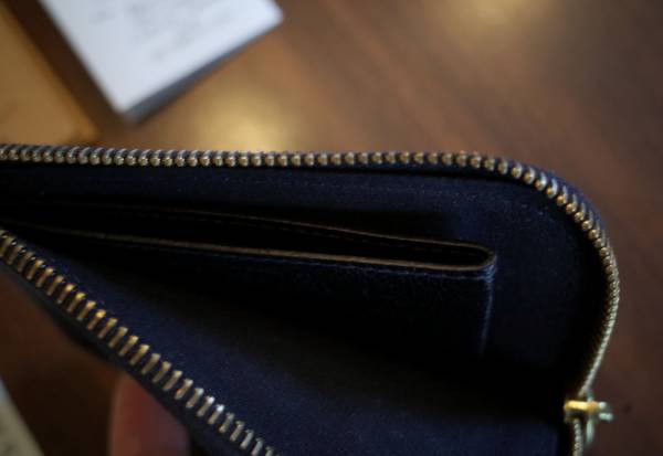 2016年12月購入 美品 IL BISONTE L字ジップ 財布 小銭入れ 黒 / イルビゾンテ 保証期間内