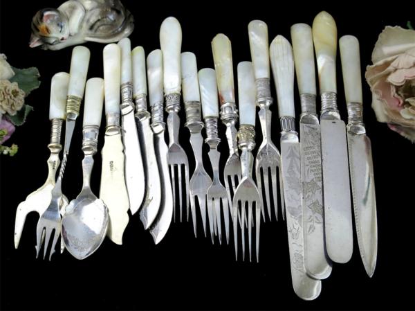 魅力的な白蝶貝のセット 1880-1920年前後頃 英国イギリス 純銀P. EPNS マザーオブパール 真珠 アンティーク シルバーカトラリー