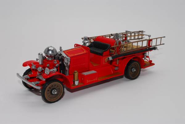 フランクリンミント 1/24スケール 1922 AHRENS FOX