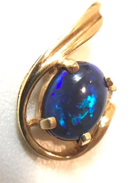 ☆K18☆ブラックオパール☆ペンダントトップ☆ペンダントヘッド☆750☆1.６ｇ☆