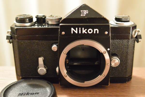 ニコン Nikon F3 アイレベルファインダー ボディ レンズ付き ニコン