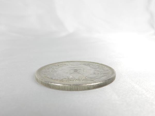 古銭 一圓銀貨 明治39年 一円 1円 硬貨 O38