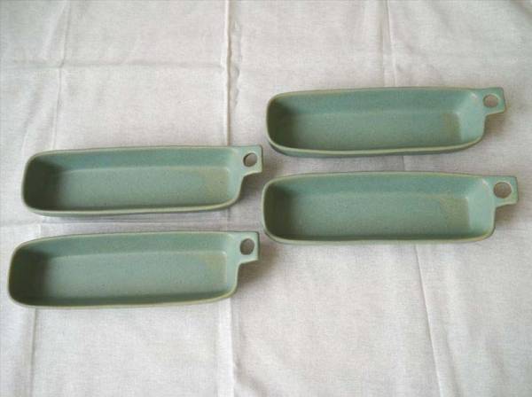 よしざわ窯　ブルーグレーカッティングボード型のお皿・細長４客セット　益子焼