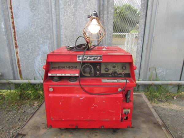 新ダイワ　ウェルダー　EW140M　発電　溶接　