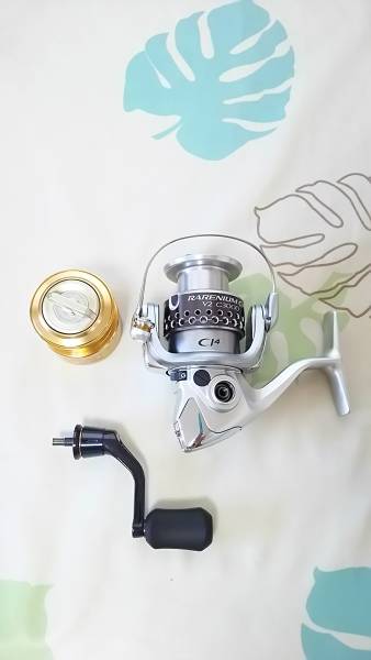 シマノ レアニウムCI4 V2 C3000 【改造品・超美品】