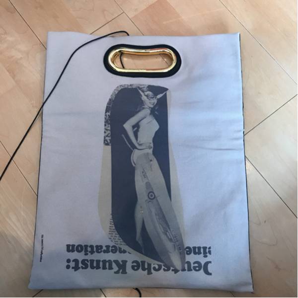 【超美品】kolor クラッチバック カラー