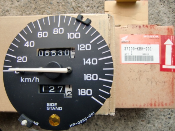 ジェイド★5530㎞・37200-KBH-901★S/Pメーター・値下げ売切り