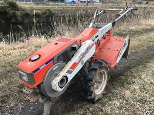 ♬ ヤフオクで落札！￥31008 クボタ耕耘機・K1-85・・現状渡