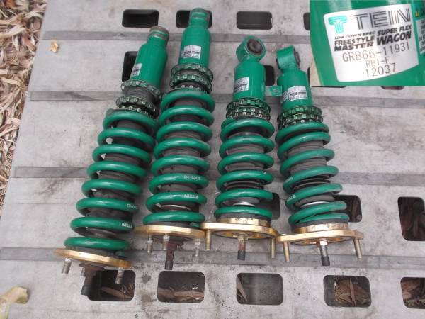 RB1オデッセイ　テインフルタップ車高調　フリースタイルマスタースーパーフレックスH4185