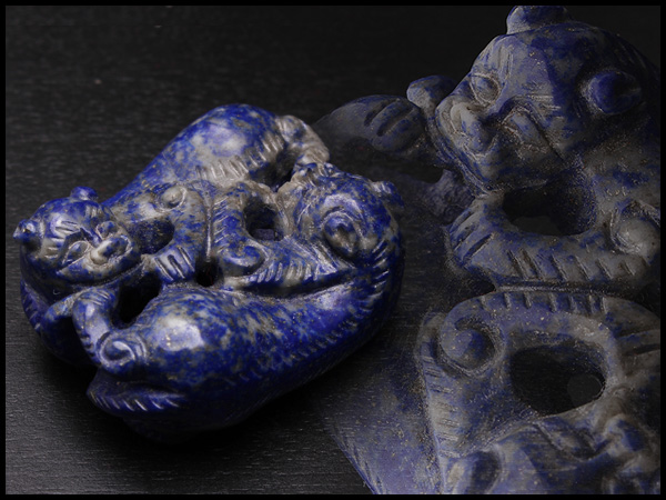 AU548 清 青金石雕双獸珮・青金石雕双虎珮・ラピスラズリ彫雙虎根付☆中国古玩堤物提物装飾品装身具