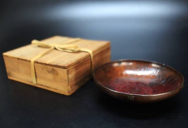 時代品 旧家蔵　昭和初期　伊藤久芳堂造　鉄鉢形　銅蟲菓子器　古銅器　共箱