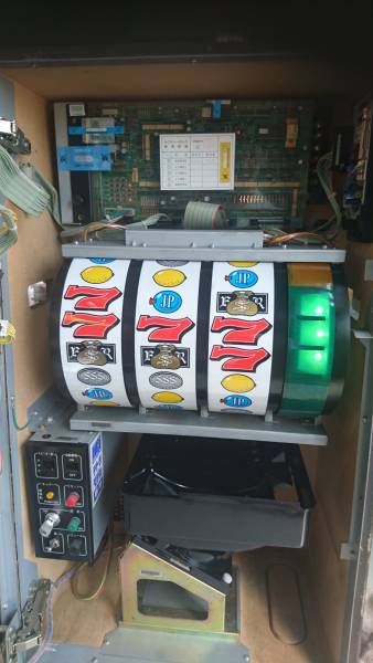 レトロパチスロ実機 裏スーパーリノ レモンver(パチスロ実機)｜売買 