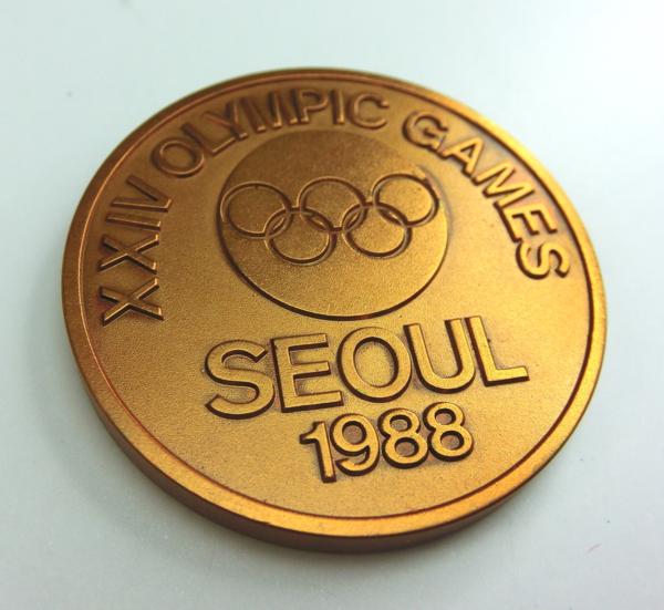 ソウルオリンピック公式参加記念メダル 1988年 3点セット 純金 純銀 銅