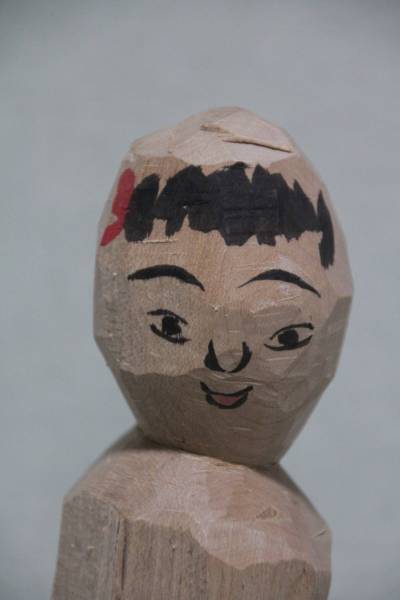 「８　　こけし　今晃　」