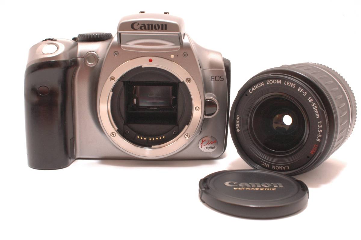 ★美品★キャノンCanon　EOS　Kiss Digital　レンズセット（ボディケース付）