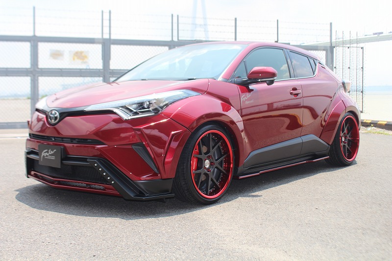 トヨタ C-HR用 FORTEワイドボディーフェンダーキット FPP製 ポン付け可能 純正バンパー対応 新品、未塗装品 F30㎜ R40㎜ワイド!!