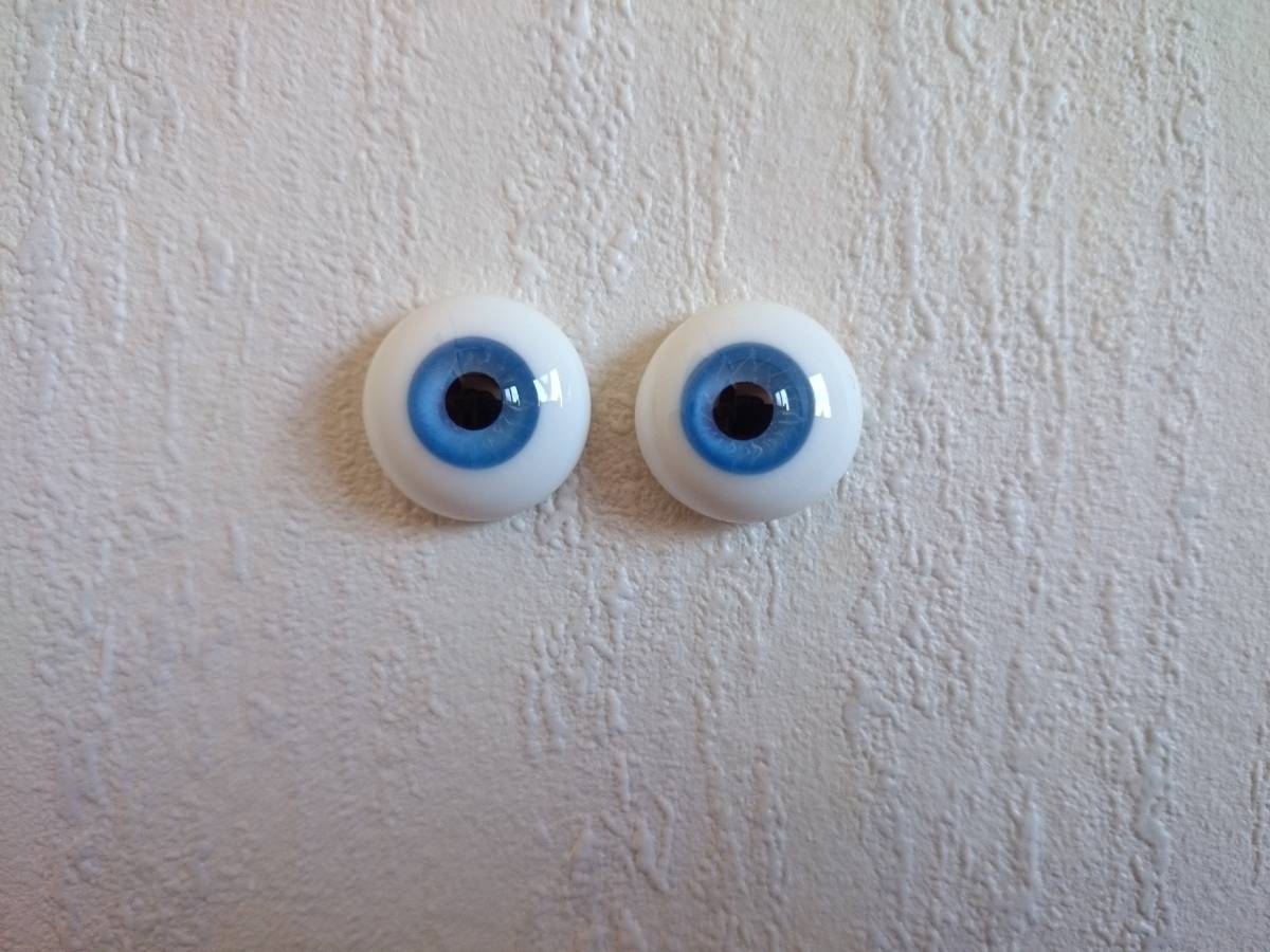 造形村グラスアイ 水紺 18ミリ