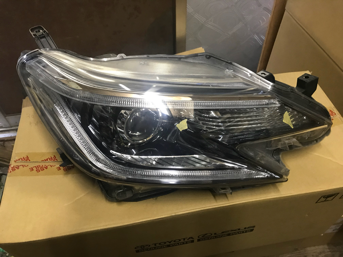 GRX130 マークX 右ヘッドライトユニット キセノン 美品