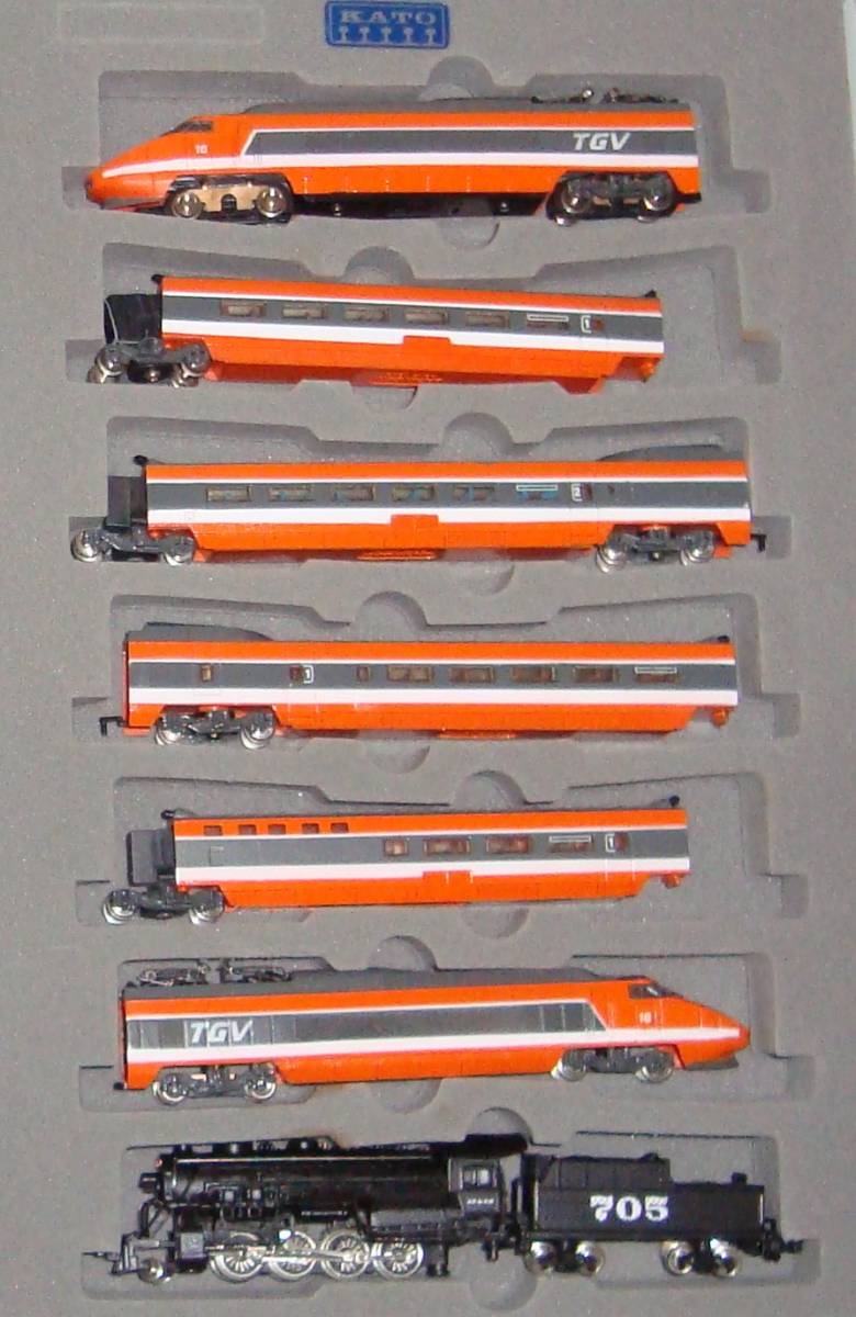 BACKMAN 蒸気機関車 4-8-4 + 2-8-0 + TGV