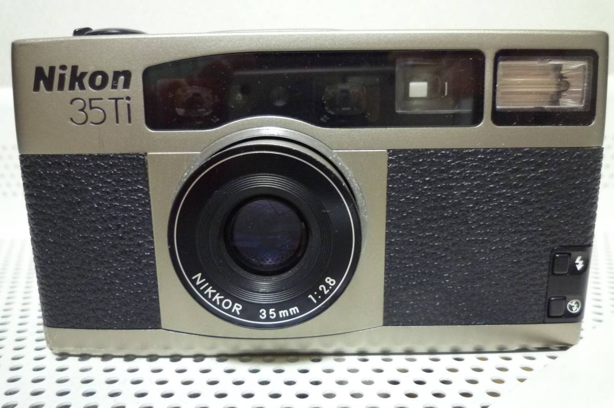 ニコン Nikon 35Ti 【 元箱・取説・ケース・プライスタグ付き 】 #96P00KI42746C 35Ti Nikon ケース 単焦点＋セイコー製アナログメーター搭載モデル f2.8 動作