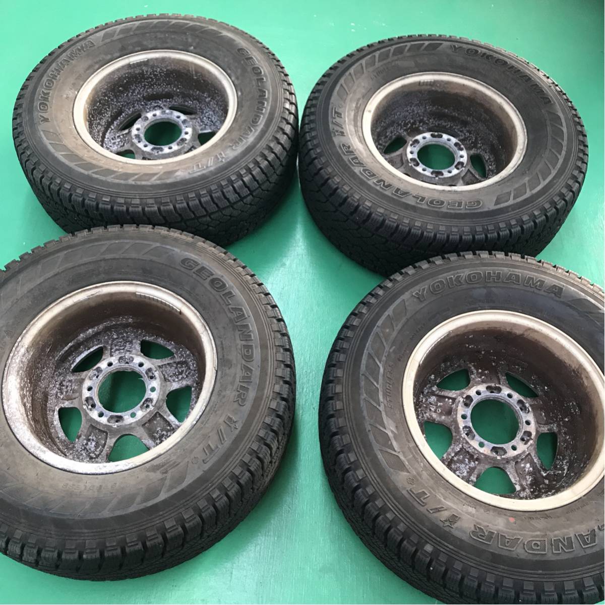 16インチ 16インチアルミスタッドレスタイヤセット 265/70R16 4本 