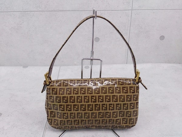 FENDI フェンディ PVC調 ズッカ柄 ハンド バッグ ブラウン系