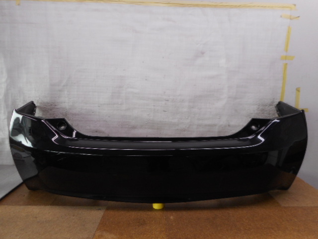 プリウス ZVW30 リアバンパー 黒 中古品[H215-BR2368]