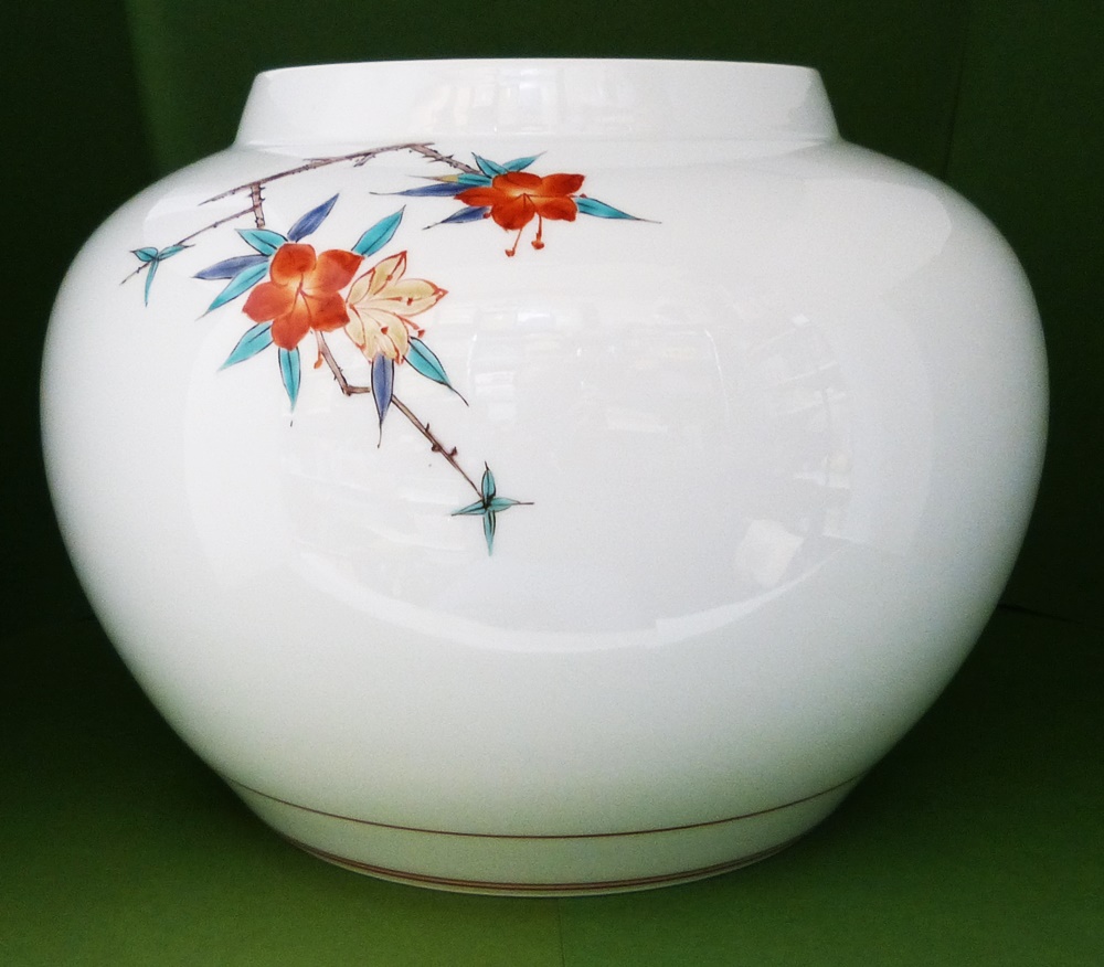 ◇◇奥川俊右衛門 奥川 俊右衛門 色絵花瓶 有田焼 白磁 花器 色絵
