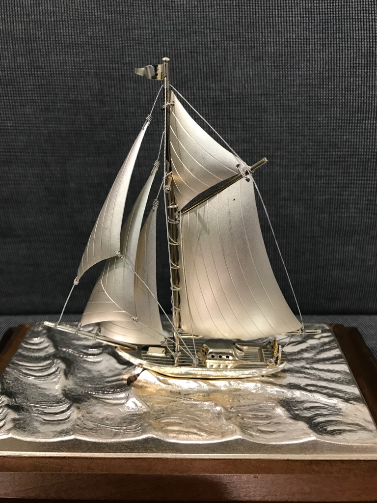 ■3558　関　武比古作　スターリングシルバー950　銀製ヨット　ケース付きで