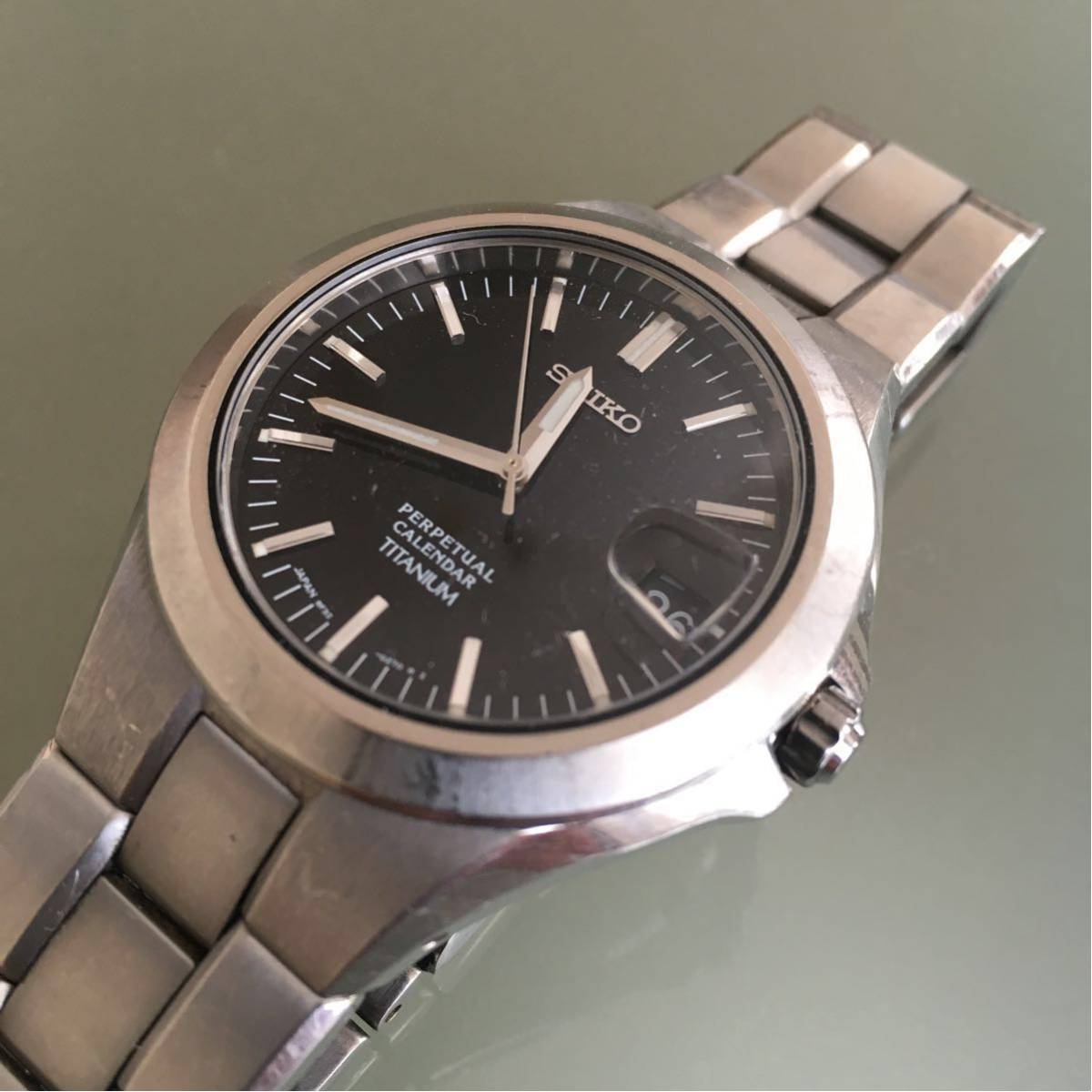 SEIKO チタン紳士腕時計 8F32-0220 Perpetual Calender Titanium 