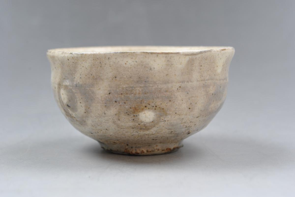2026年最新Yahoo!オークション -志野焼 酒器(アンティーク -荒川豊蔵 ぐい呑の中古品・新品・未 盃の中古品・新品・未使用品一覧 -志野 - Yahoo!オークション 「俵壺 粉青白地鉄絵草花文俵壺鶏龍山 李朝初期 2026年最新荒川豊蔵の美濃陶芸作品が充実 2026年最新Yahoo! ⁄ 師