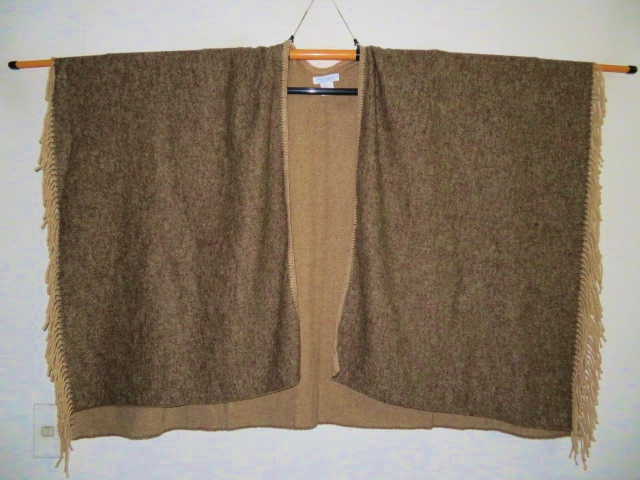 壱5241 男物パルテノンケープショールК灰茶キャメル 未使用 アローズ イタリア製
