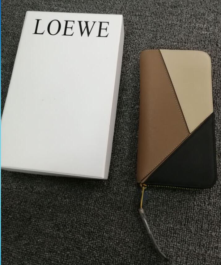 LOEWE ☆ロエベ LOEWE レディースファスナー付き 長財布 女性用 LOEWE ☆ロエベ LOEWE レディースファスナー付き 長財布 女性用