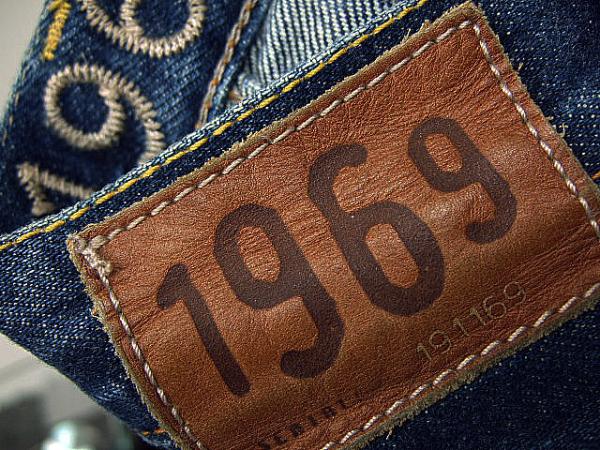 シリアルナンバー入り Gap 1969 ジーンズ Made In Italy ジーンズ 売買されたオークション情報 Yahooの商品情報をアーカイブ公開 オークファン Aucfan Com