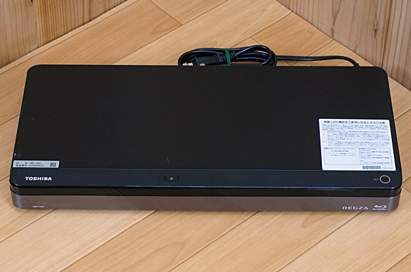 東芝★2016年製★REGZAブルーレイ★4K対応/HDD大容量2TB/3番組同時録画★DBR-T660