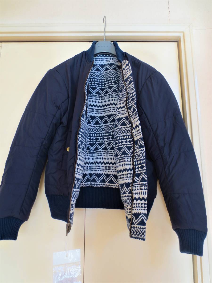 YouTubeアーバンリサーチofficial 新品 未使用★アーバンリサーチ × Yuge★コラボ☆リバーシブル 中綿 MA-1 ブルゾン ジャケット 36 ネイビー 完売/定形外￥700おてがる版OK channel 着用アイテム \u2013 URBAN