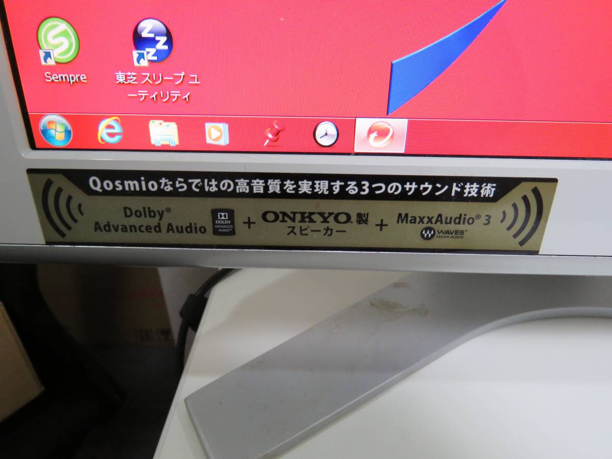 東芝 Qosmio D711/T9CW PD711T9CBFW Corei7-2630QM 4GB 2TB ブルーレイ 