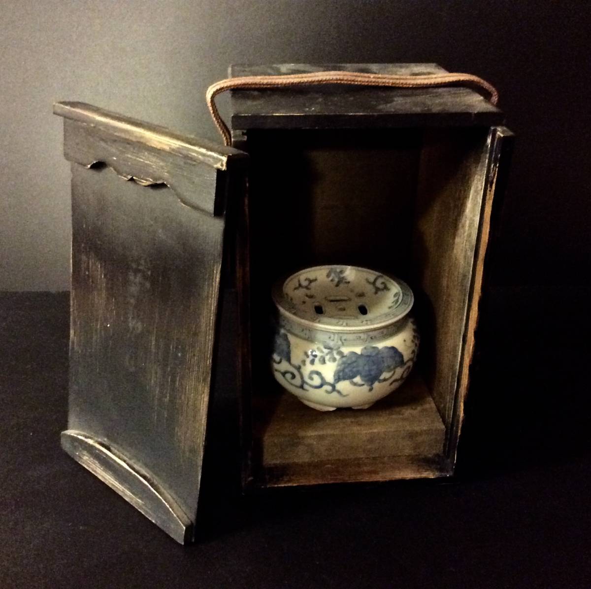 李朝 青花 草花文香炉 分院 伝世品 茶道具 朝鮮美術 ,xvpbvx 【公式通販】