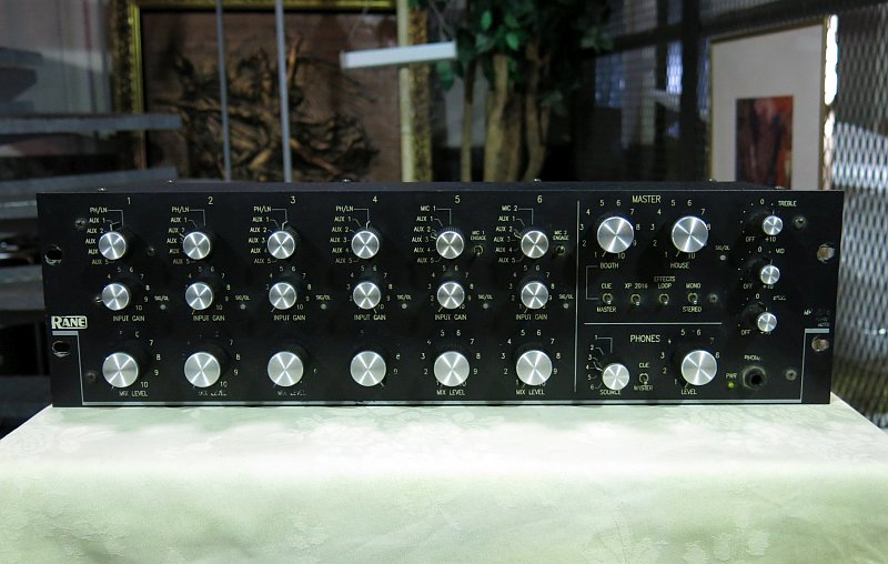 MP2016 - Rane DJ mixer Mixer Rotary & RANE XP2016 processor