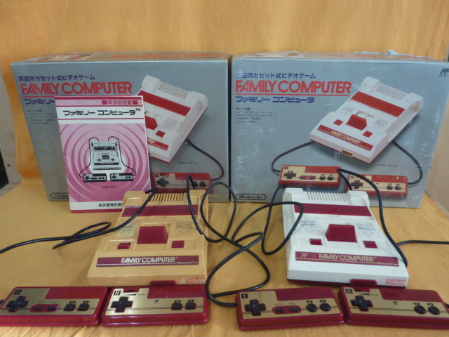EM-59502 任天堂 FC ファミコン 本体 箱付 2台