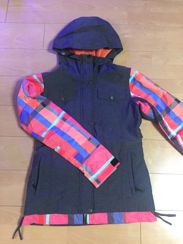 送料無料】ROXY スノーボード ウェア上 Sサイズ 1シーズン ROXY