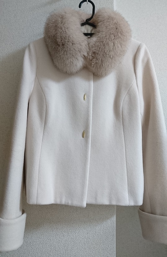 JUSGLITTY ジャスグリッティー ファー付きショートコート ベージュ 1 
