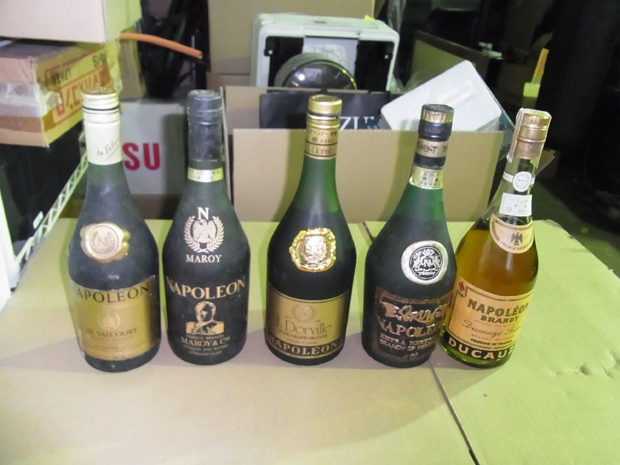 フランス産ブランデー5本セット　 （特級2本含）XO、NAPOLEON フランス産ブランデー5本セット （特級2本含）XO、NAPOLEON フランス産
