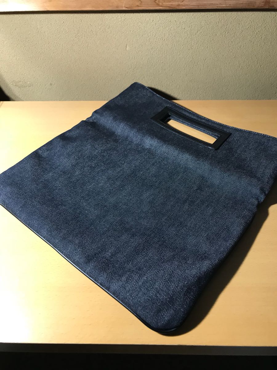 美品 バーバリー ブラックレーベル クレストブリッジ クラッチバッグ